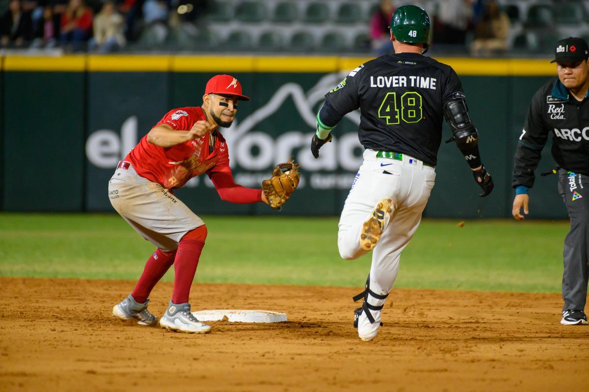 $!Venados pierde duelo y serie en Los Mochis