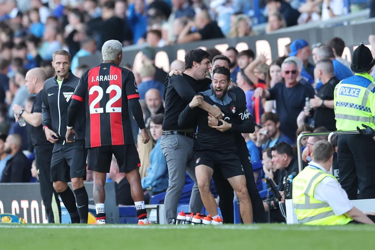 $!Araujo y Jiménez tienen minutos en jornada 3 de la Premier League