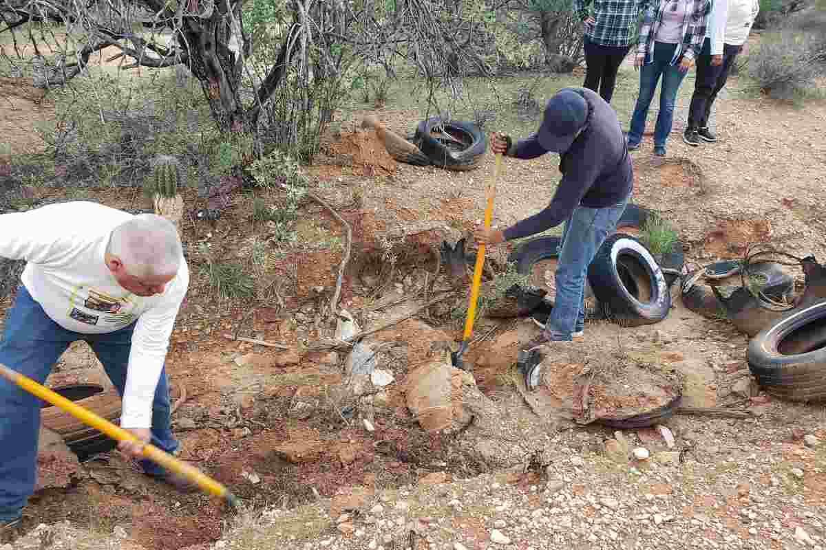 $!Localizan al menos 18 cuerpos en fosa en Sonoyta, Sonora