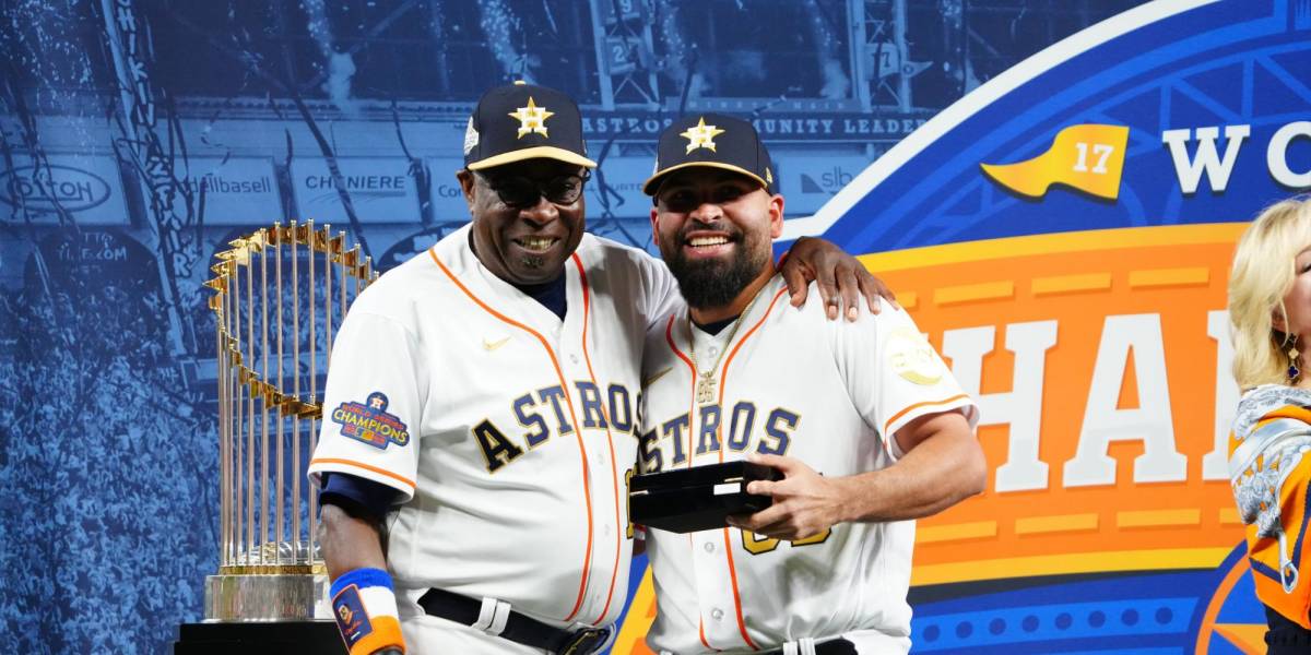 Los Houston Astros reciben sus espectaculares anillos de campeón de Serie  Mundial