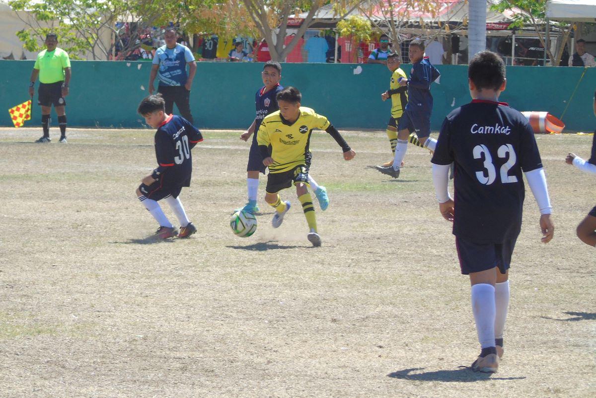 $!Cañoneros Sub 12 arrasan a sus rivales en Copa Mazatlán