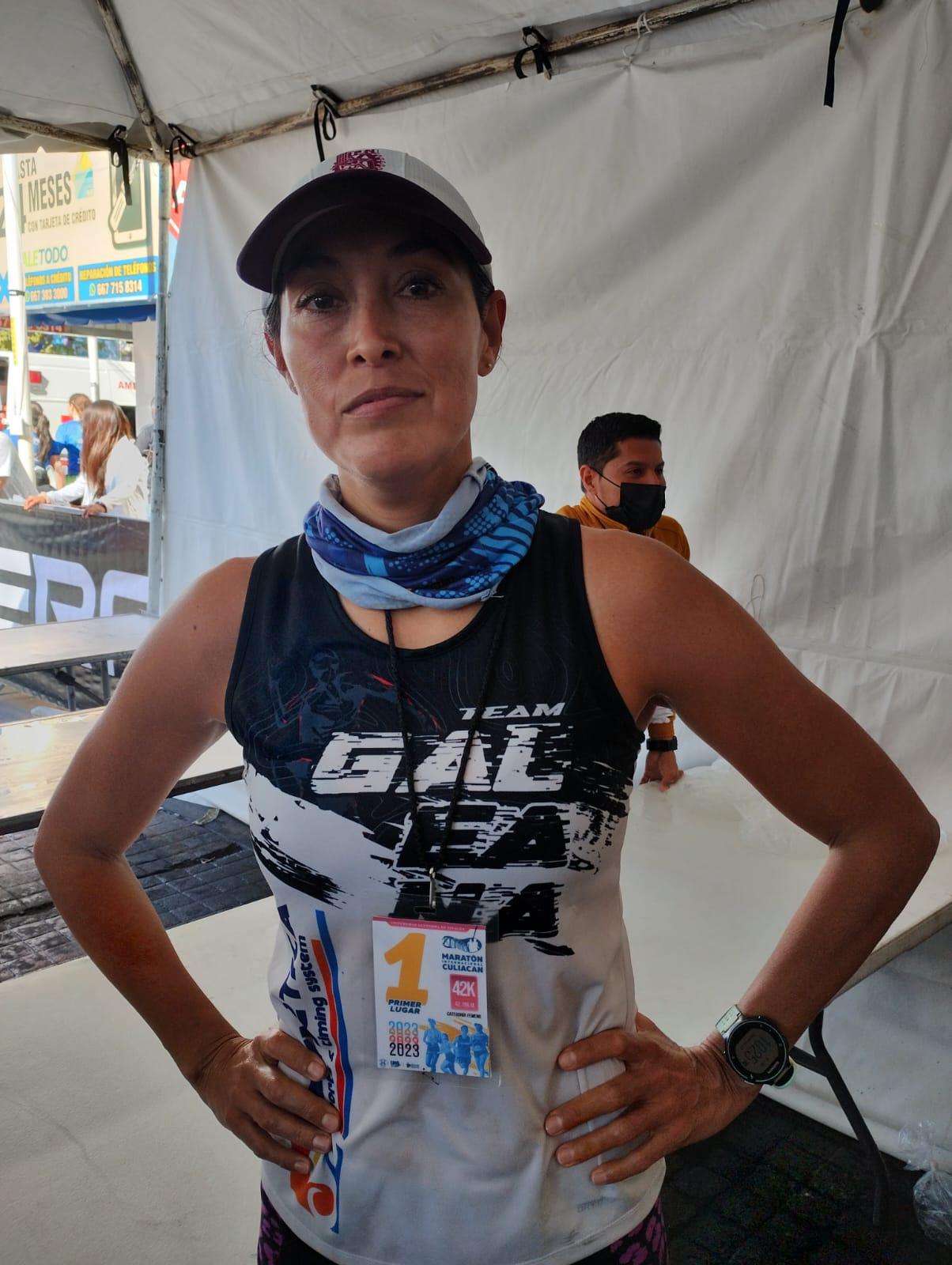 $!¡Profetas en su tierra! Alarcón y Reynaga ganan el Maratón Internacional de Culiacán