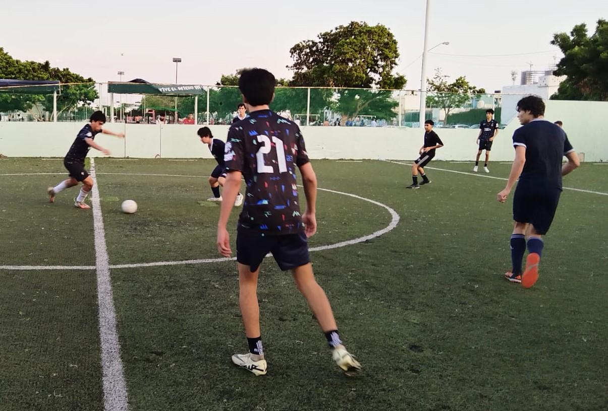 $!Entra en acción Liga Estudiantil de Futbol Rápido