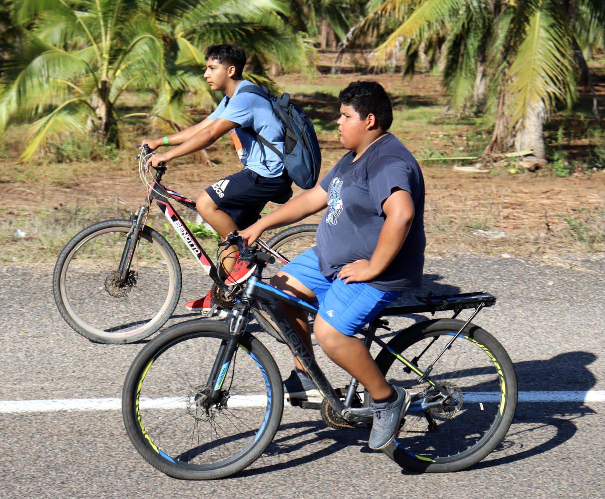 $!Disfrutan más de 50 ciclistas la Rodada 10KM, en la Isla de la Piedra