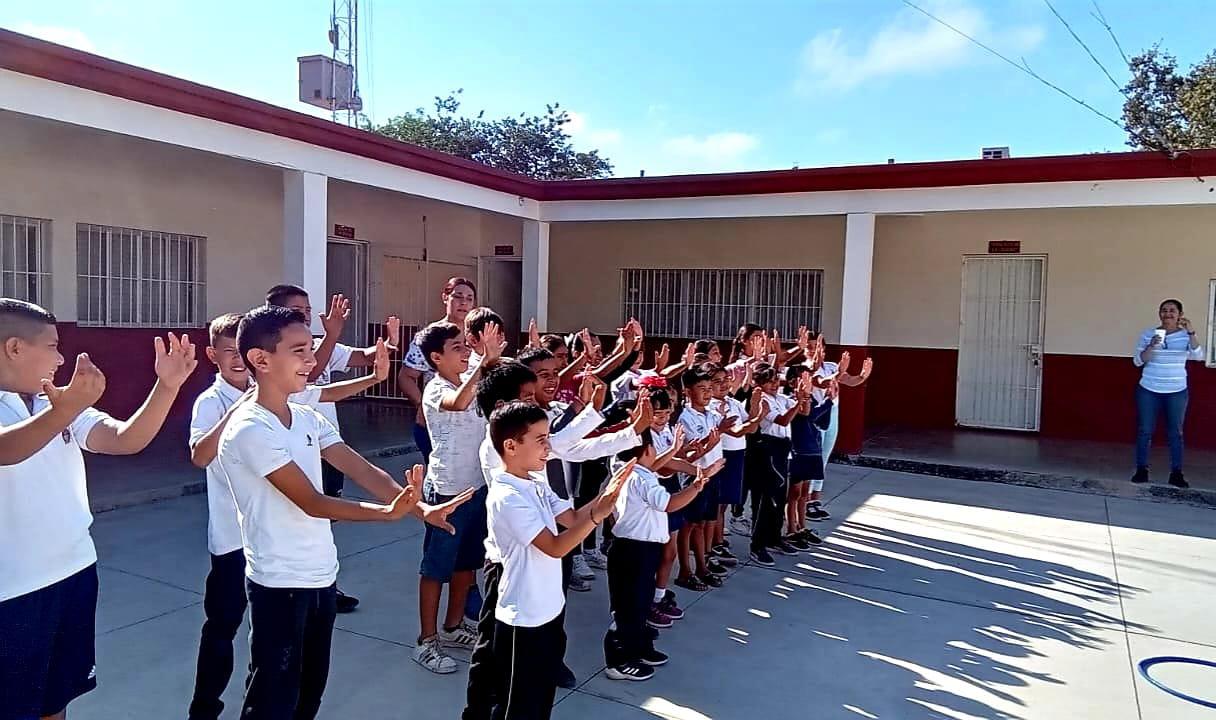 $!Llega el beisbol 5 a la comisaría El Guayabo