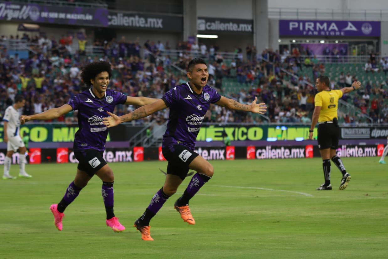 $!Mazatlán sufre goleada y alarga racha sin poder ganar en casa