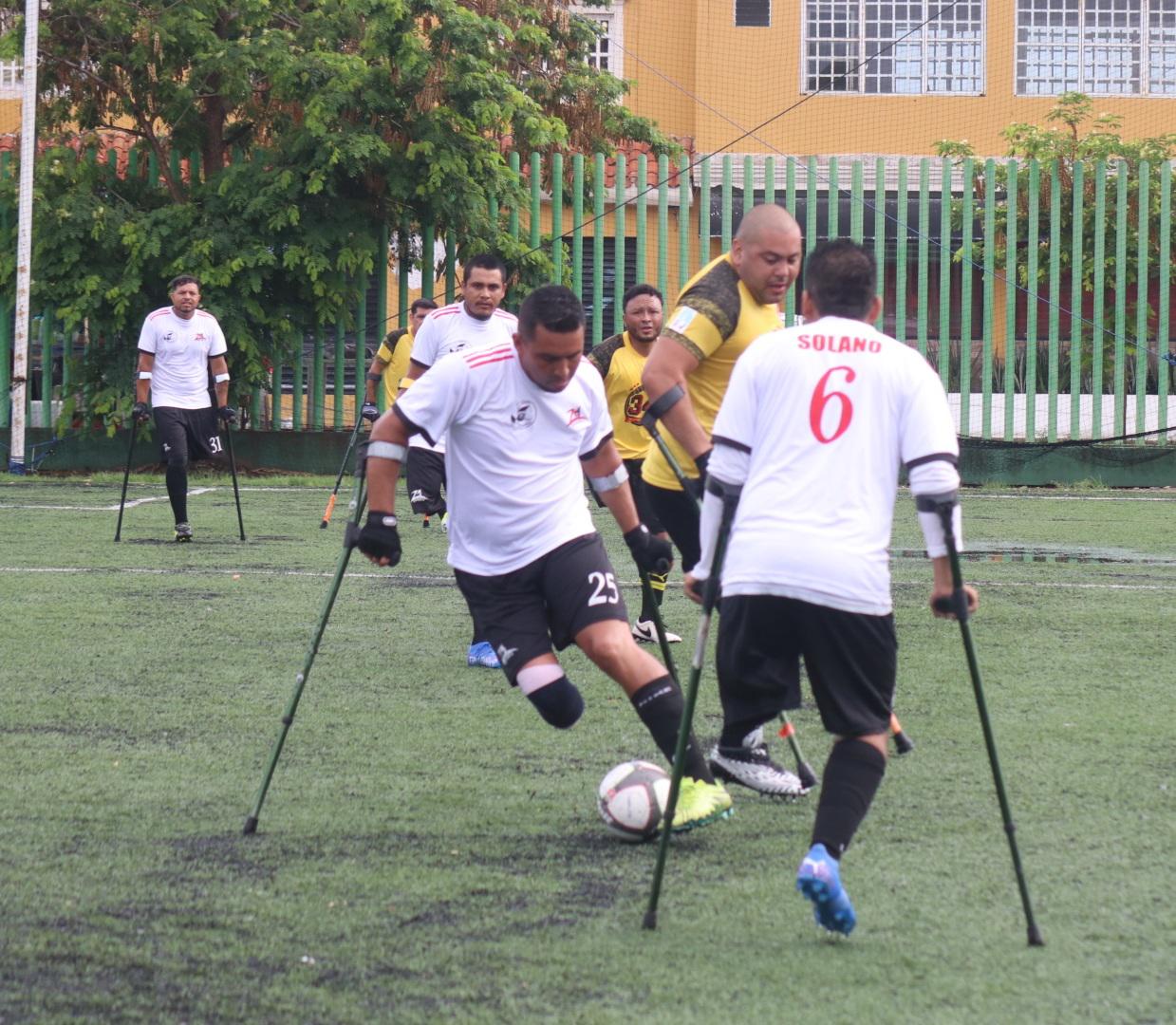 $!Zorros de Sinaloa conserva invicto en la Liga PROAN de Futbol de Amputados