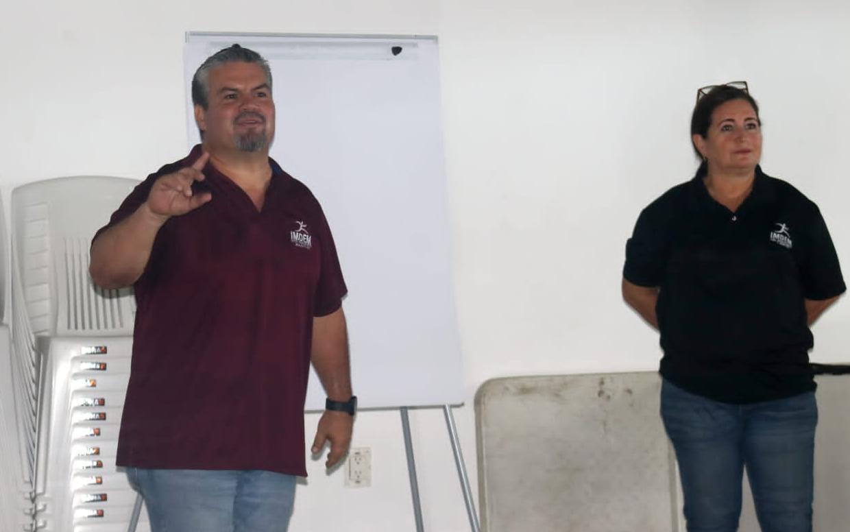 $!Responden atletas al primer Taller de Psicología Deportiva del Imdem