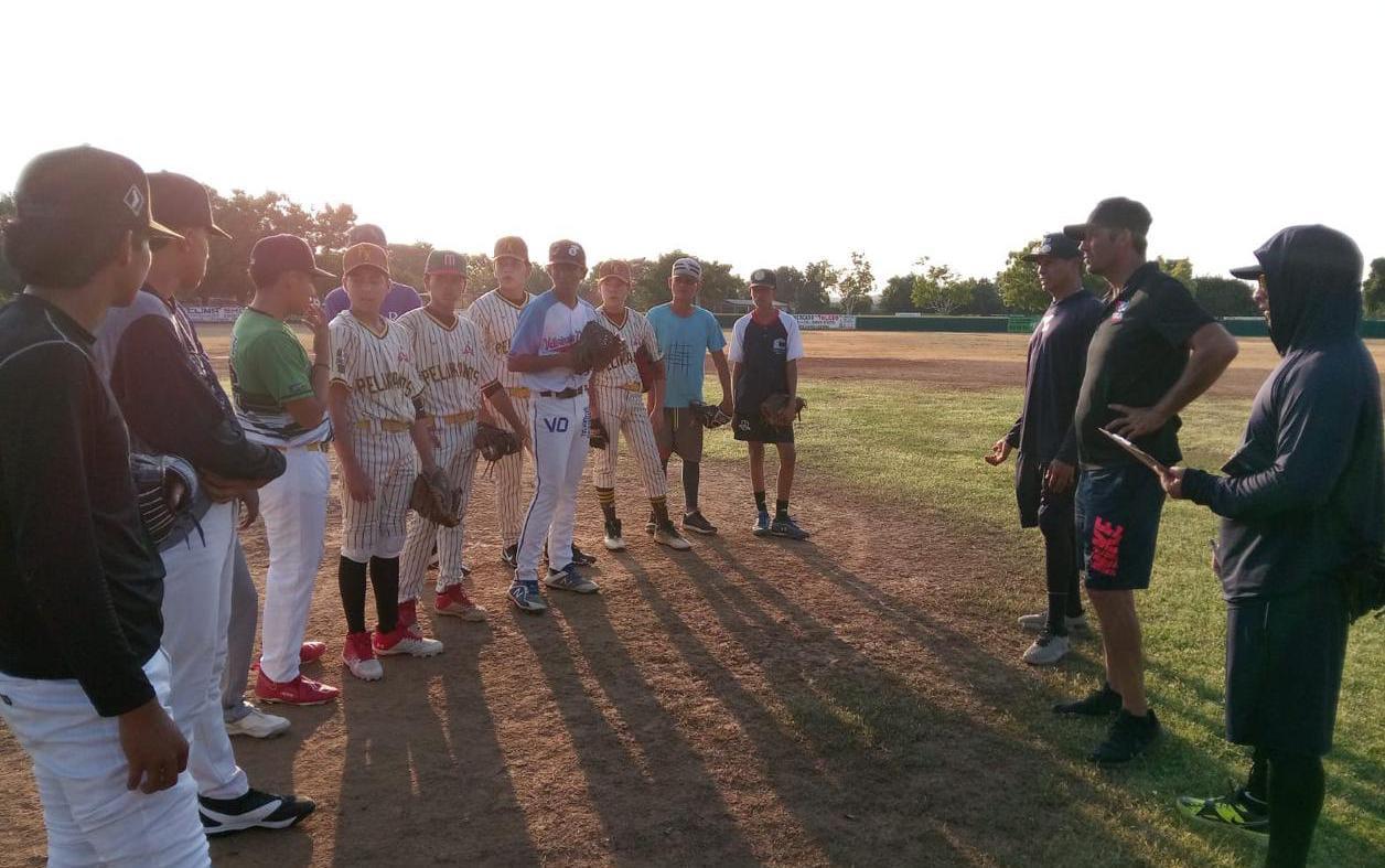 $!Academia del Pacífico Leones de Yucatán realiza visoría en Rosario