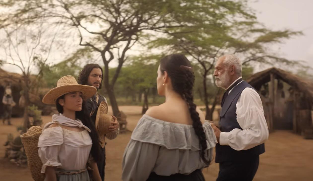 $!Los primos José Arcadio Buendía y Úrsula Iguarán deciden casarse en contra de sus padres y dejar atrás su pueblo.