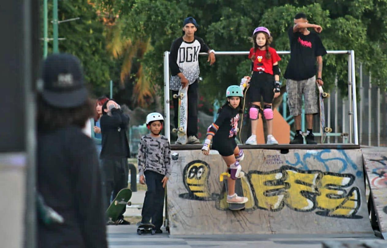 $!Celebran el Clásico Navideño de Skateboarding en el Parque Lineal KM-0