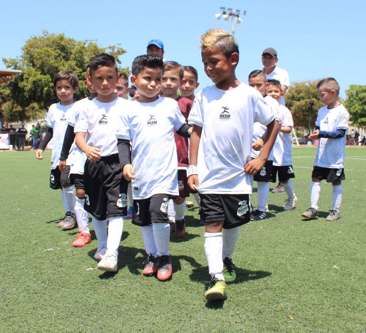 $!Se corona Ahome en Estatal de Futbol, categoría Chupones