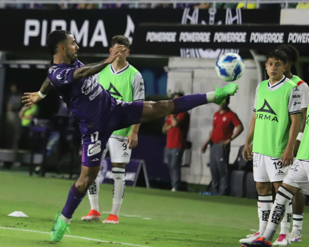 $!Mazatlán FC y Necaxa dividen puntos en El Encanto tras un tedioso empate sin goles