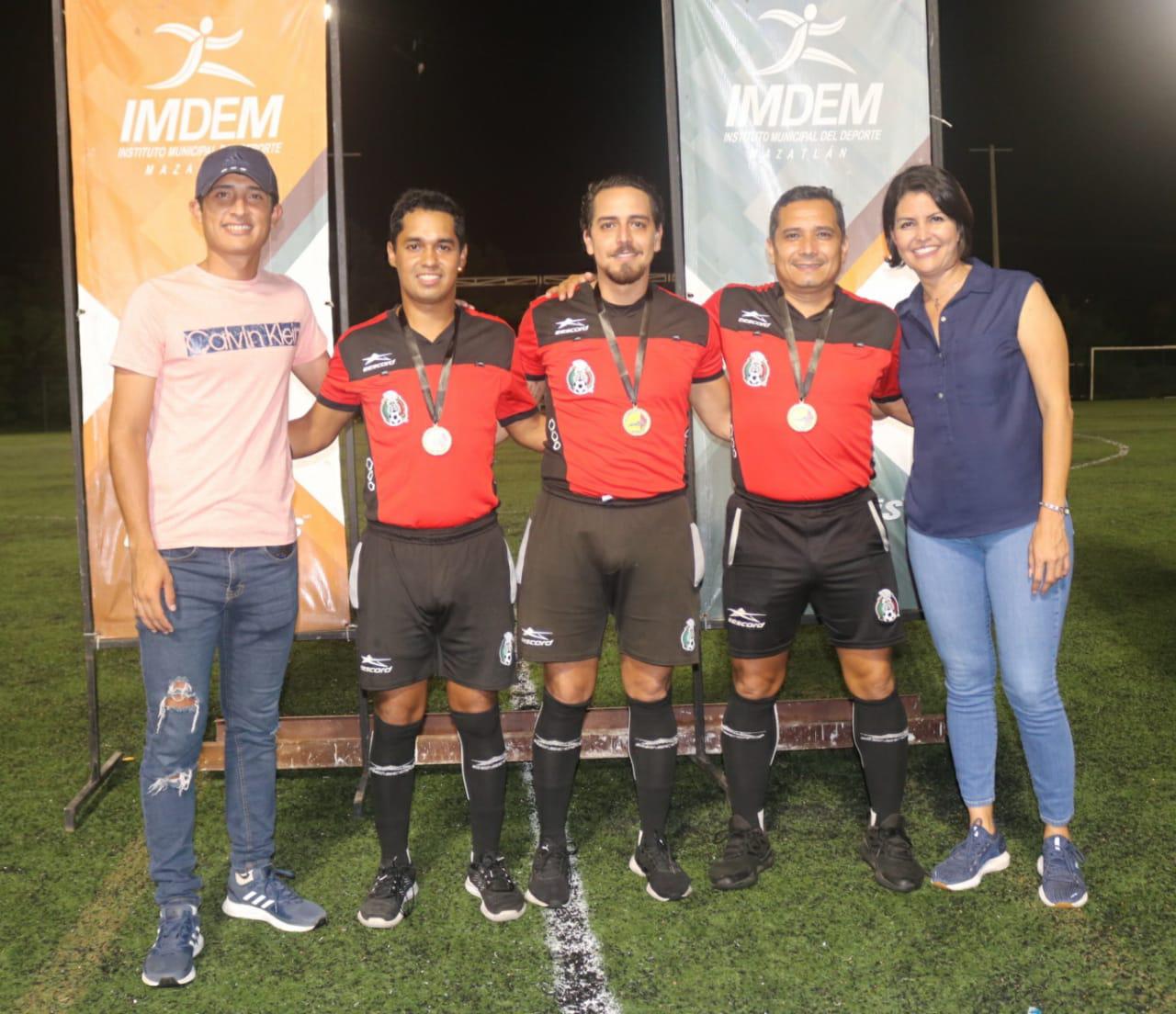 $!SPE se proclama campeón de la Primera Juvenil