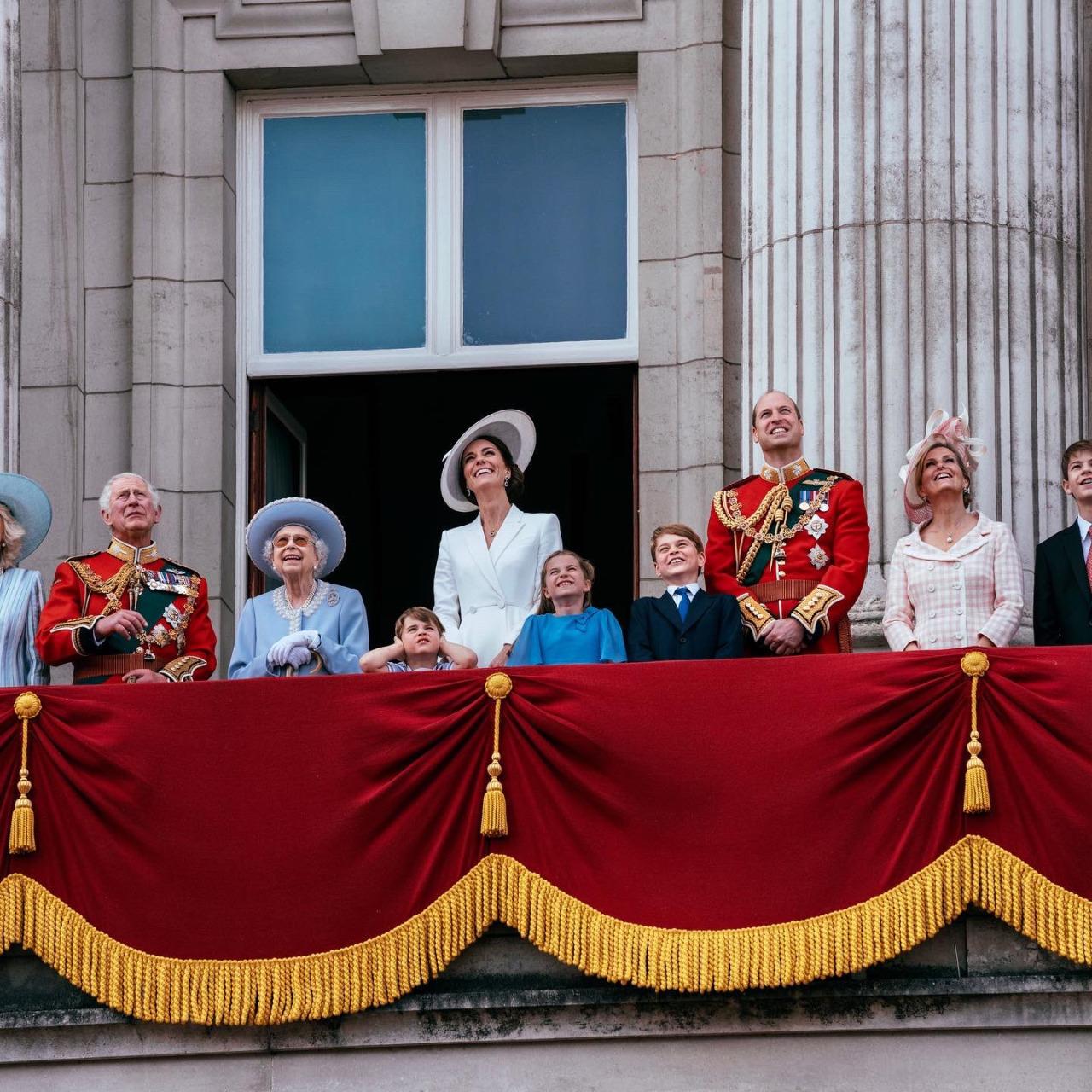 $!Celebra la Reina Isabel II Jubileo de Platino, por sus 70 años en el trono