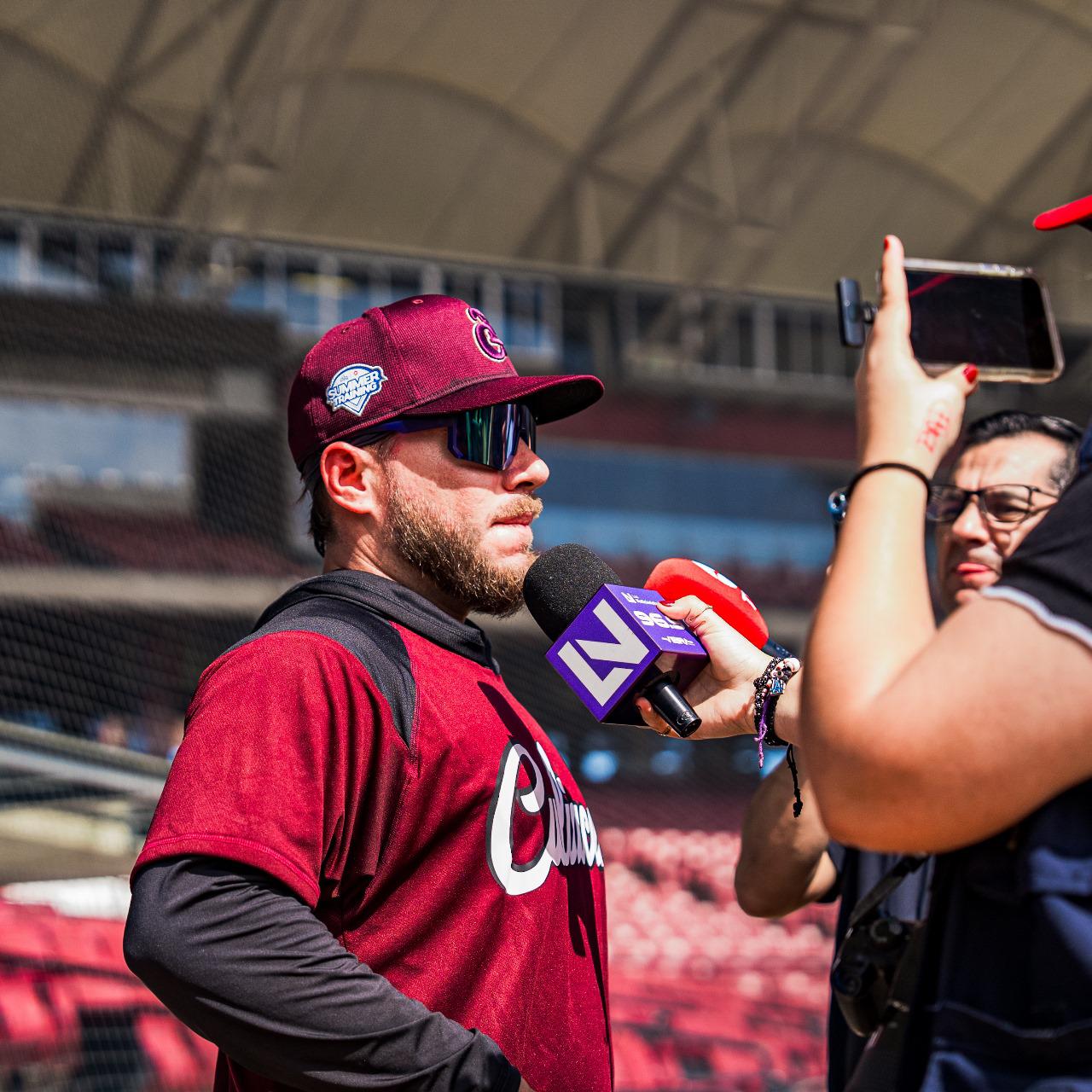 $!Reportan Esteban Quiroz y Diego Hernández a las prácticas de Tomateros de Culiacán