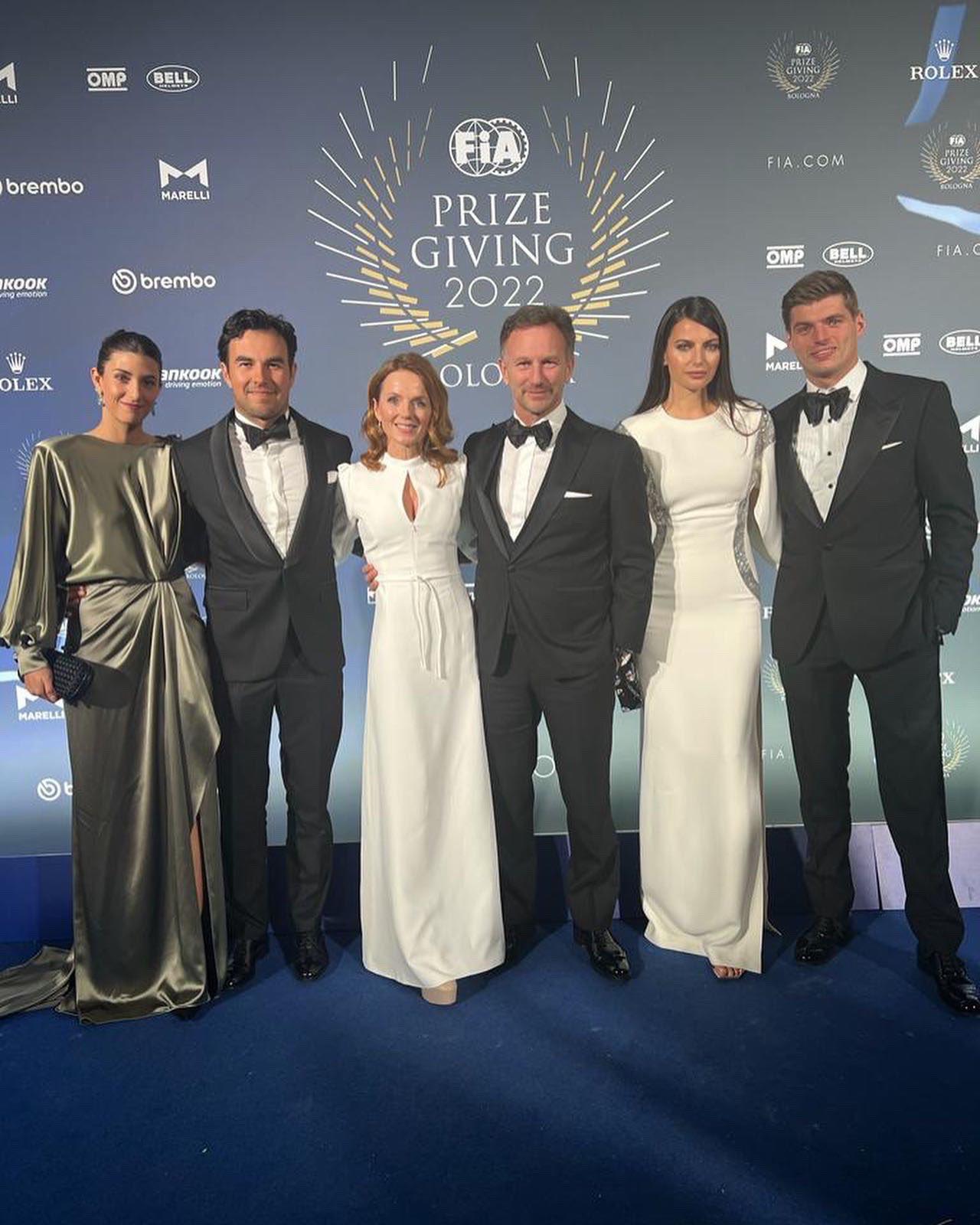 $!Checo Pérez es premiado en la gala de la FIA