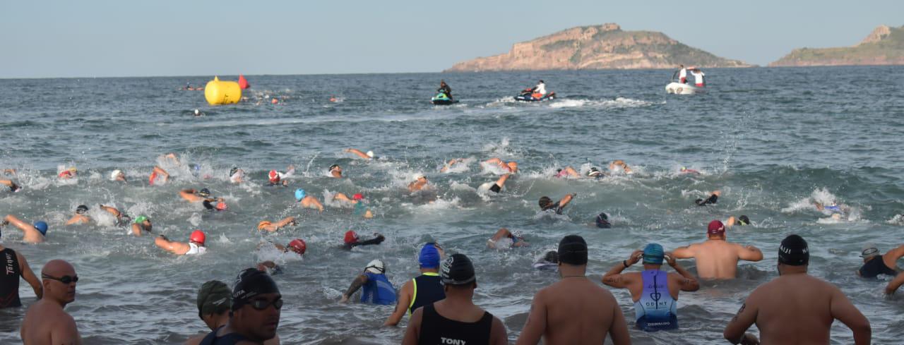 $!Esteban Gómez y Daniela García se llevan la gloria del Triatlón Pacífico 2023