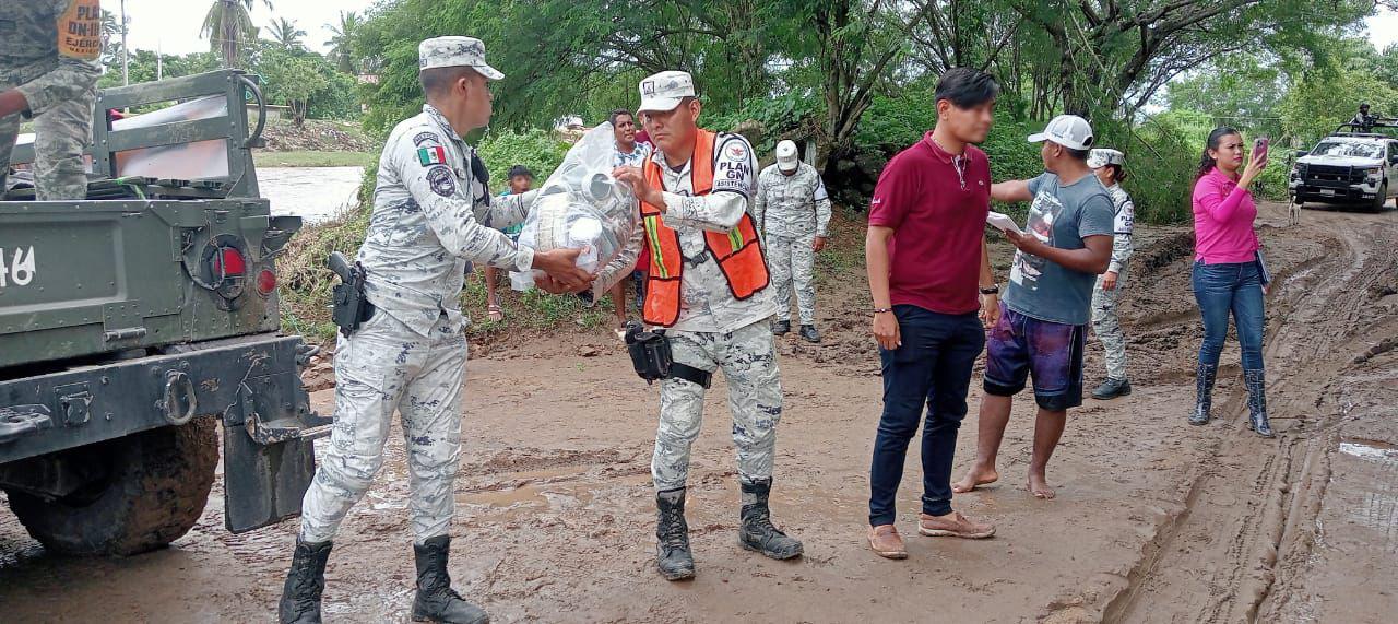 $!Mantiene Guardia Nacional operativo de rescate en zonas afectadas por ‘John’, en Acapulco