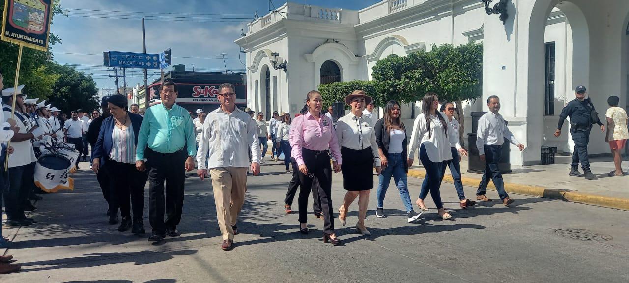 $!Se suman trabajadores a marcha por el 1 de mayo en Escuinapa