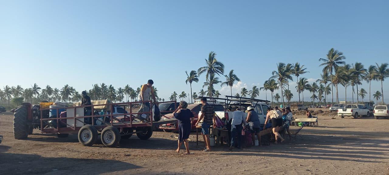 $!Se acaban las Fiestas del Mar y comienza el éxodo en Las Cabras