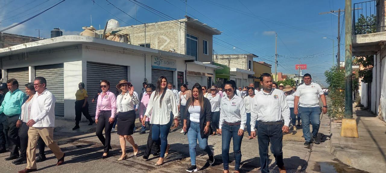 $!Se suman trabajadores a marcha por el 1 de mayo en Escuinapa