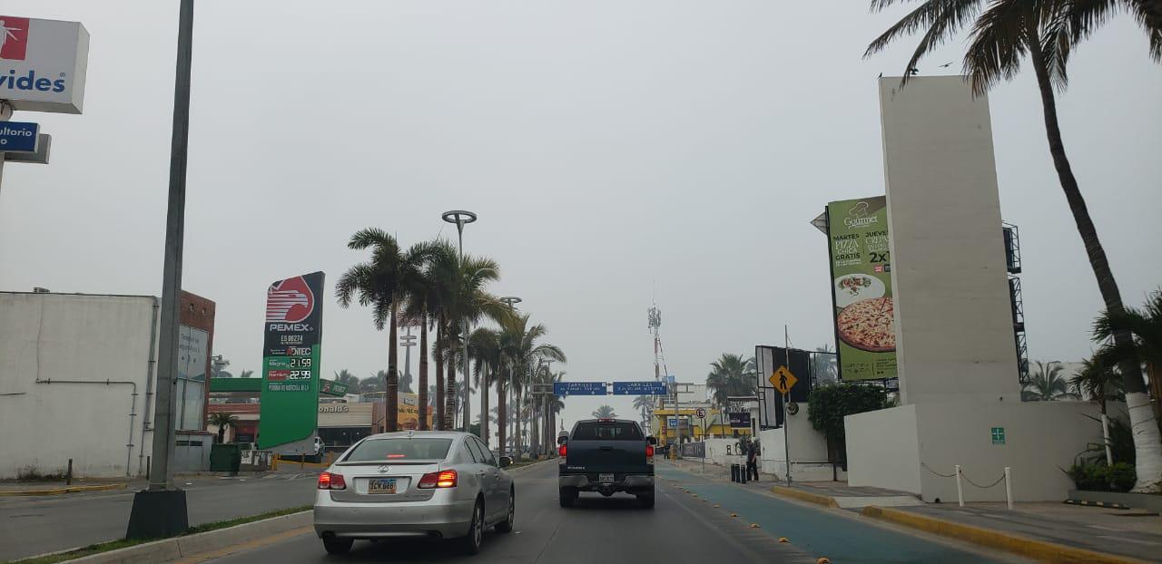 $!La neblina ofrece un gran espectáculo estos días en Mazatlán