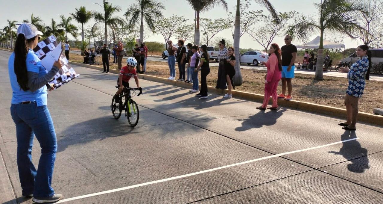 $!Se realiza con éxito Campeonato Estatal de Ciclismo Infantil, en Culiacán