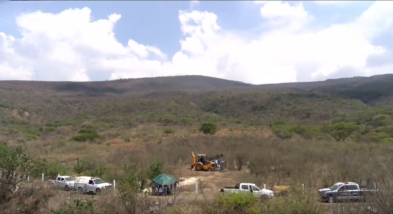 $!Madres Buscadoras de Jalisco hallan fosas clandestinas con al menos 20 cuerpos