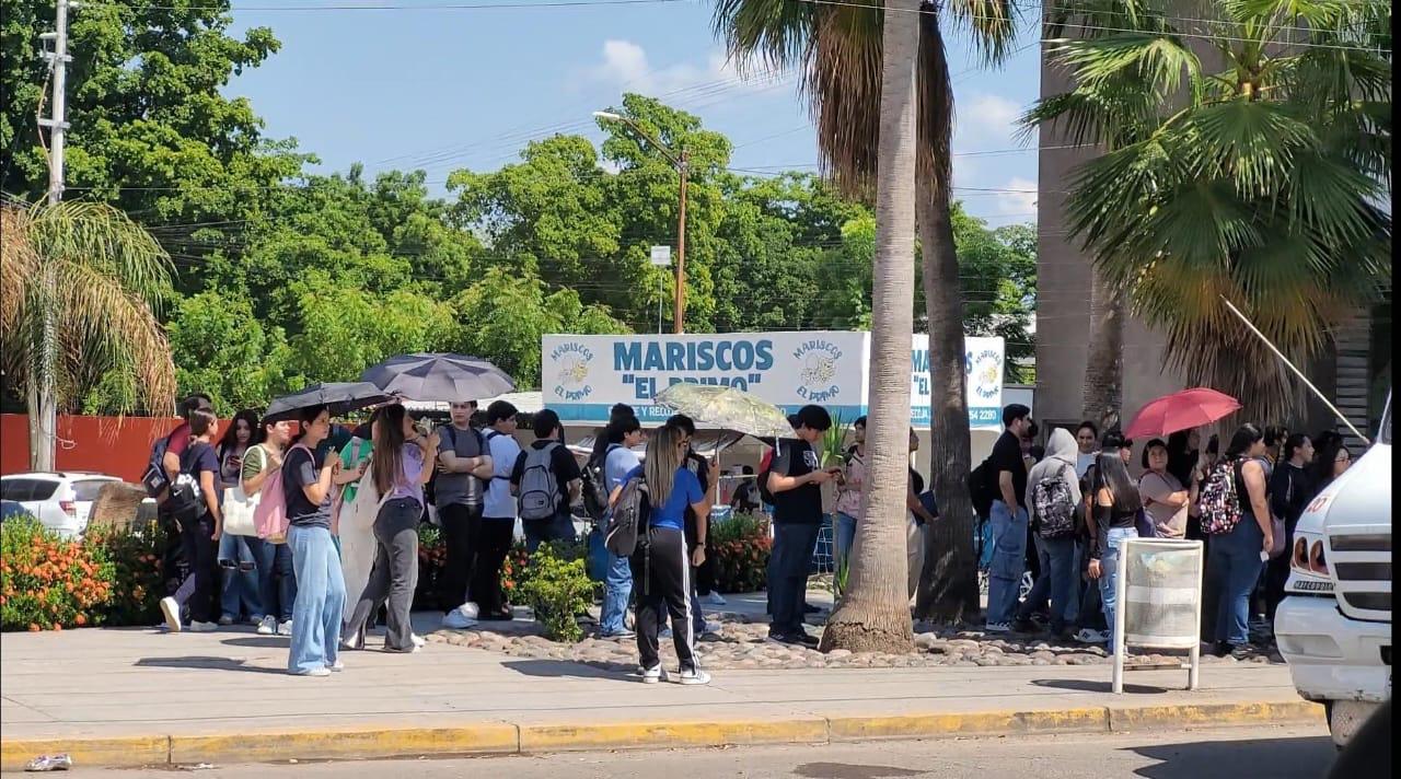 $!Estudiantes de la UAS responden al regreso a clases presenciales en Culiacán