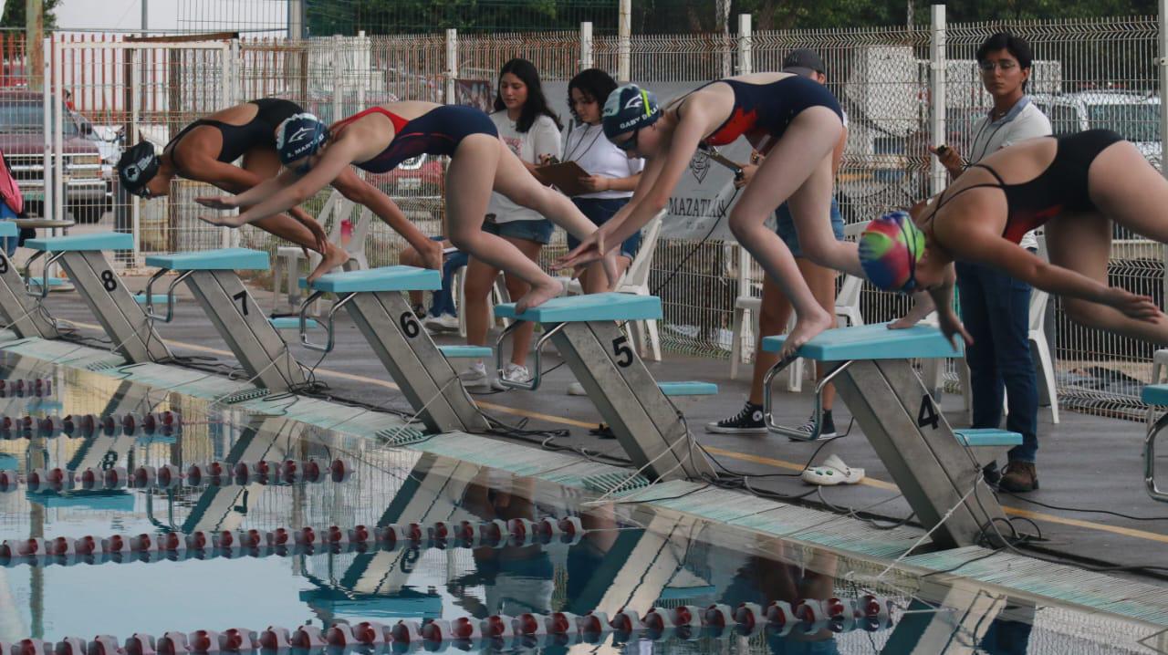 $!Inician saetas marinas el Torneo Pacífico de Natación