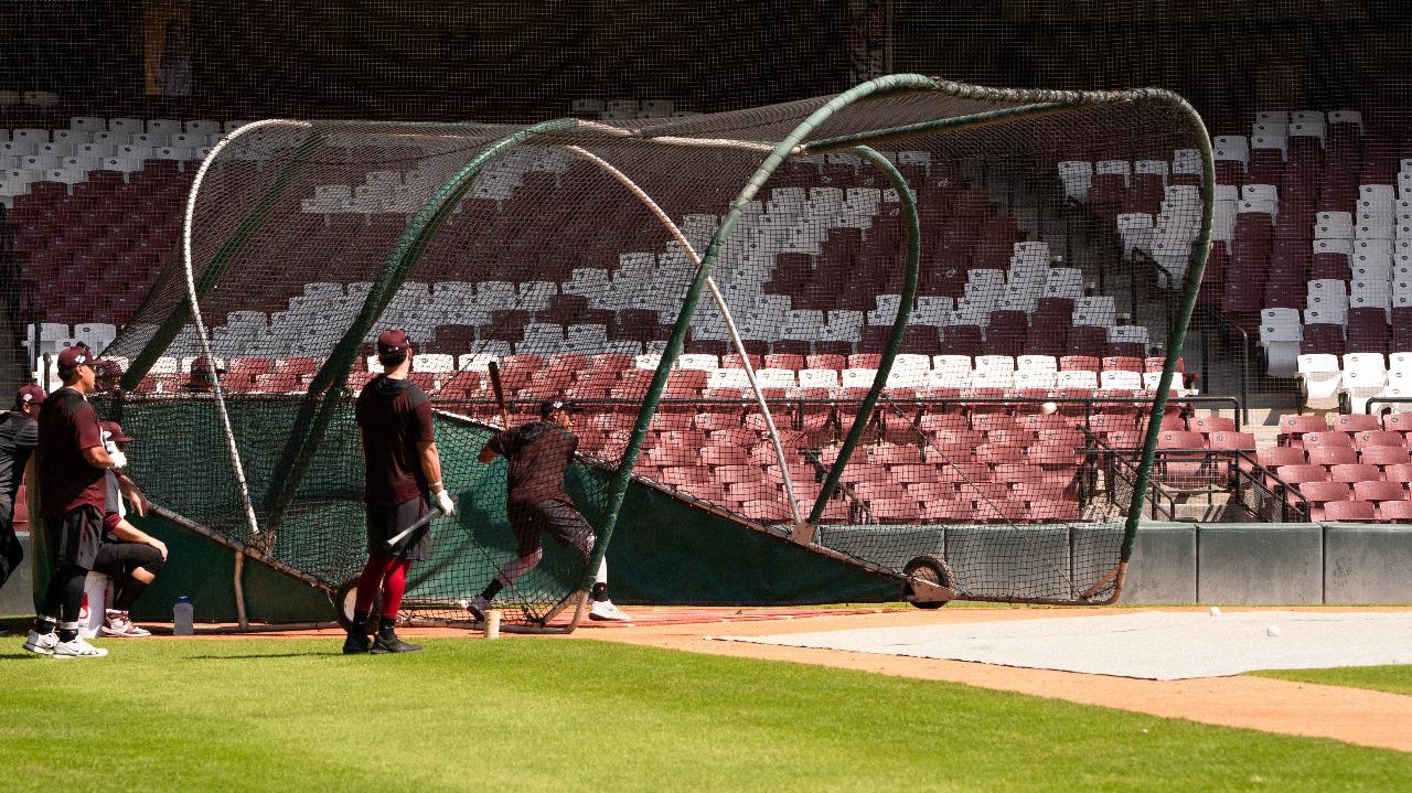 $!Aprietan el paso los pítchers guindas en el tercer día de pretemporada