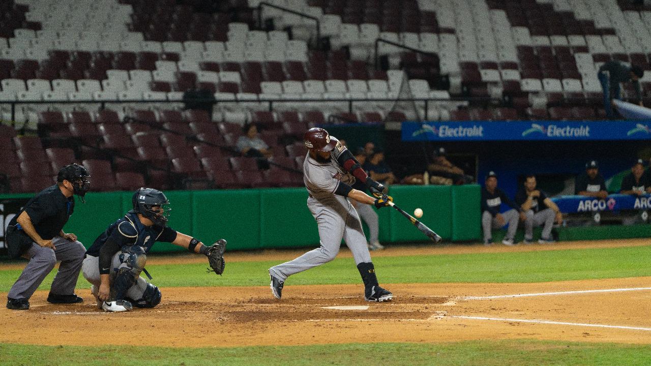 $!El pitcheo de Tomateros luce imponente en empate sin carreras ante Sultanes