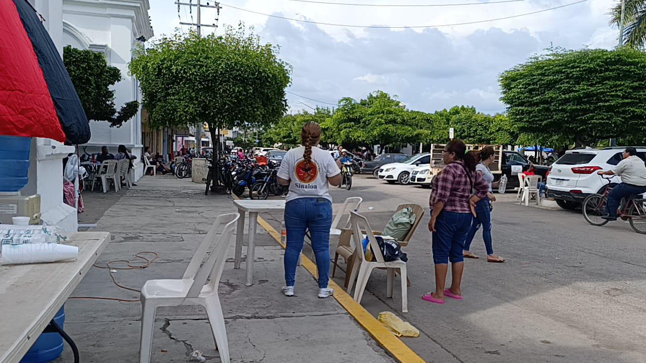 $!Continúa huelga en Escuinapa; trabajadores sindicalizados esperan recursos para negociar