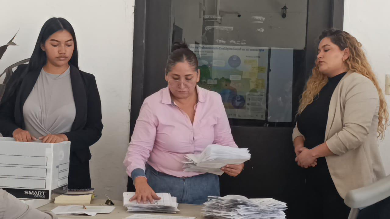 $!Aprueban huelga trabajadores del Sindicato del Ayuntamiento de Escuinapa