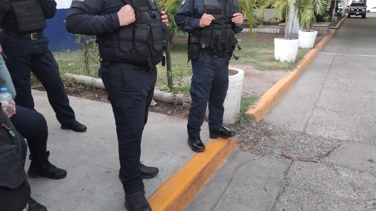 $!Ejército revisa las armas de la Policía Municipal de Culiacán