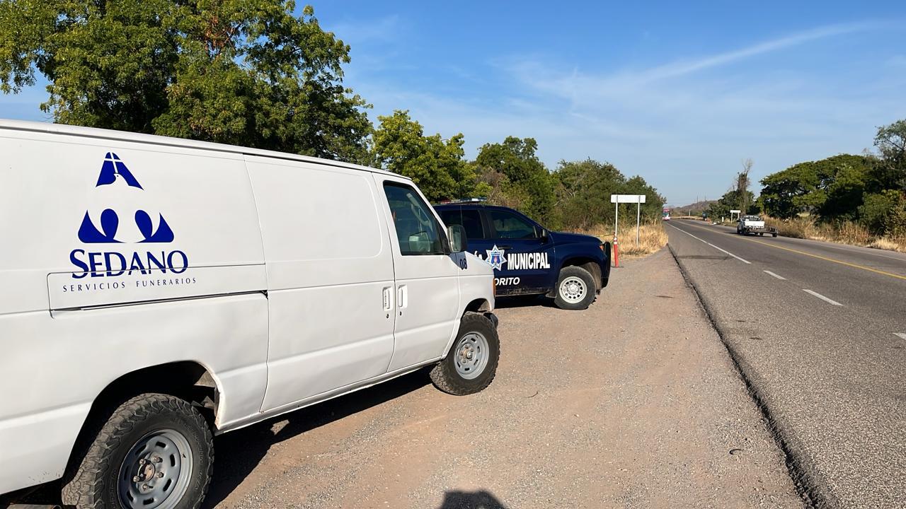 $!Localizan a hombre asesinado a balazos en la entrada al poblado Agua Salada, en Mocorito