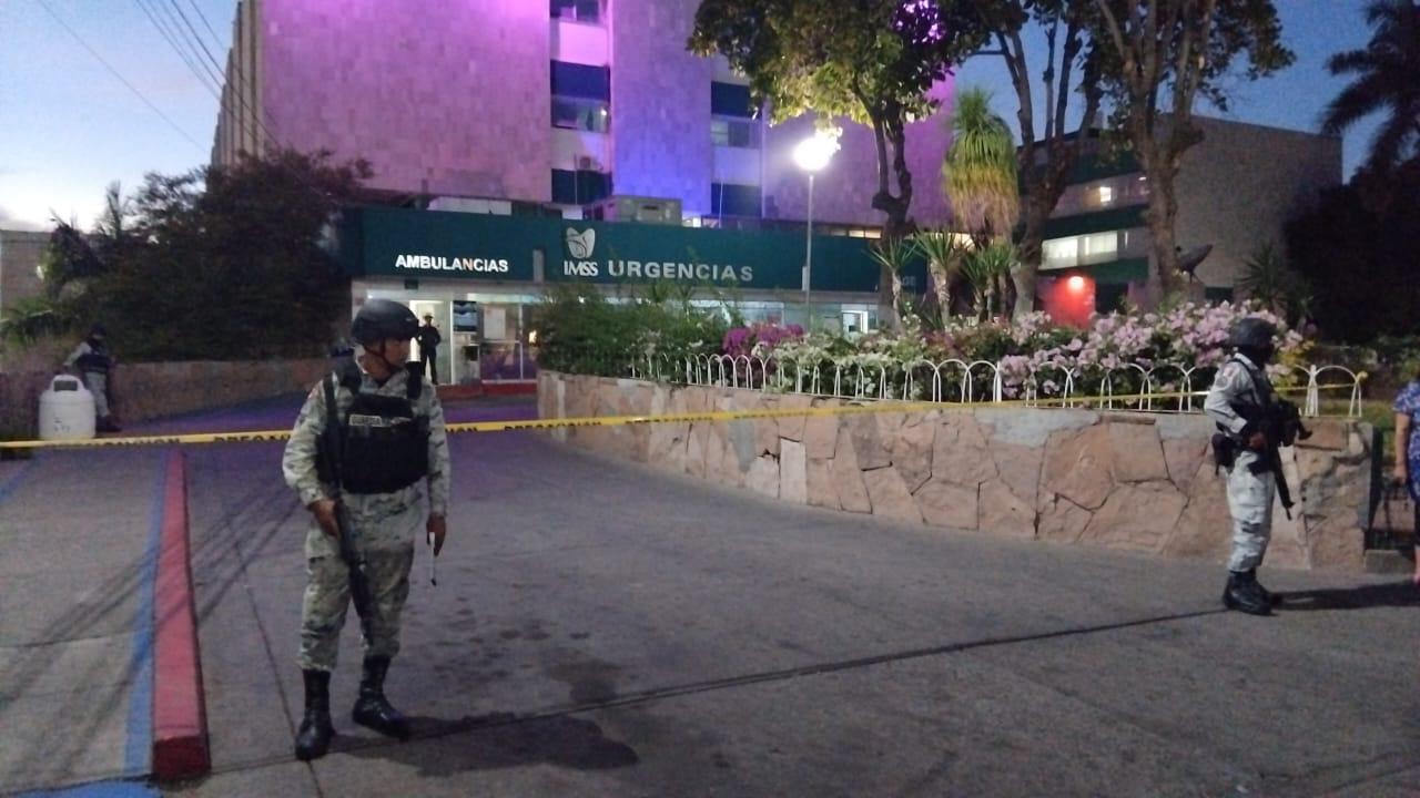 $!Ingresan dos mujeres heridas de bala a clínica del IMSS en Culiacán