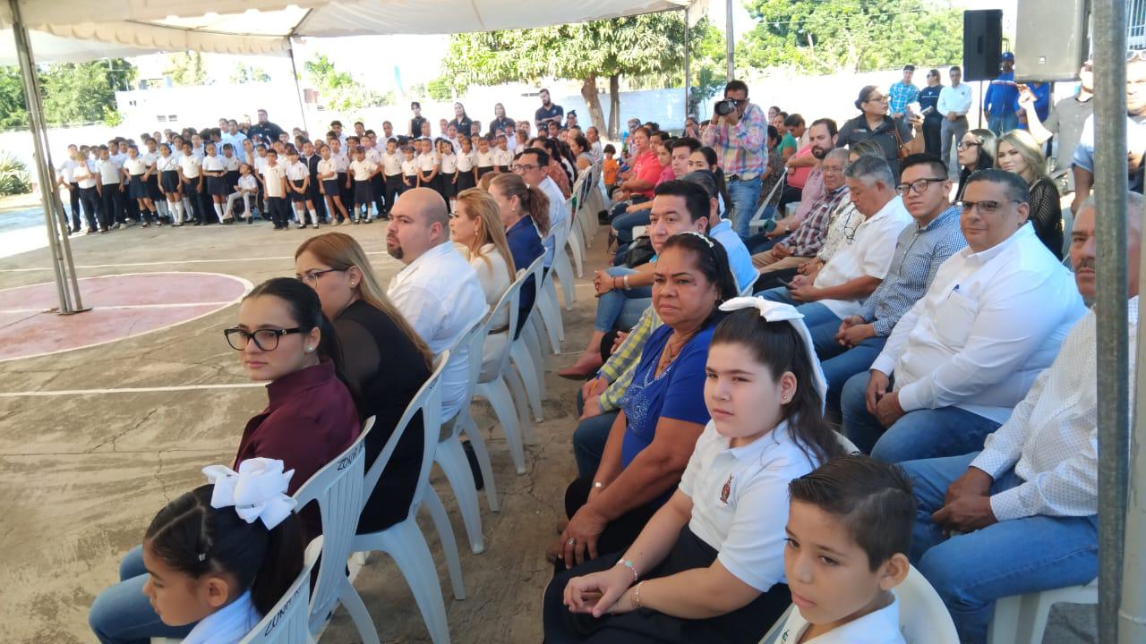 $!Celebra Estrella Palacios primer Lunes Cívico en primaria de la comunidad de Escamillas