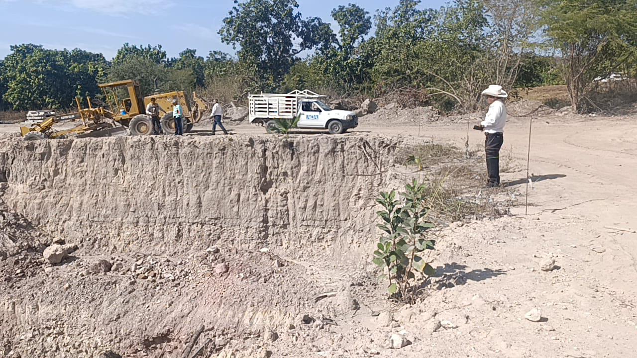 $!Canales de riego de la presa Santa María llevan un avance del 98%