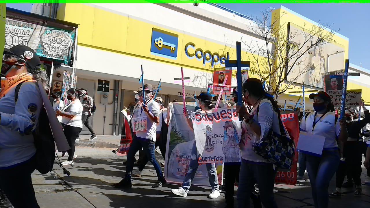 $!El contingente se traslada de Catedral a la Fiscalía