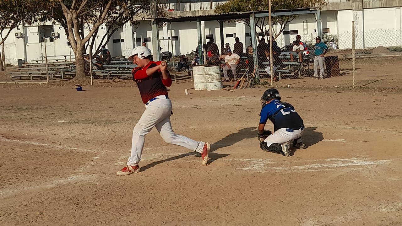 $!Logra La Amapa su tercera victoria, en la Liga Campesina