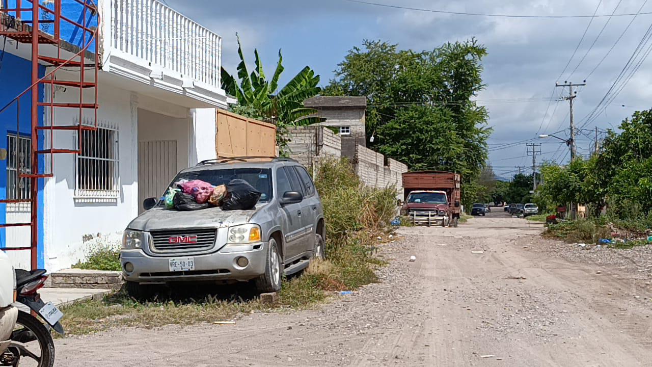 $!Ahora en la Ampliación Juárez, en Escuinapa, siguen sin pasar camiones recolectores de basura