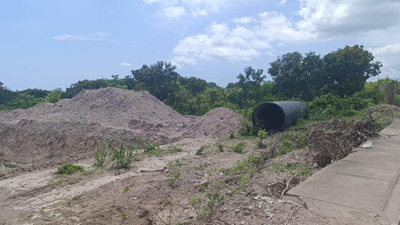 $!Trabajos de tubería para área de riego en Presa Santa María en Escuinapa avanzan 40%