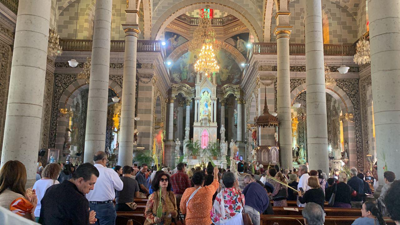 $!Invitan en el Domingo de Ramos a vivir el sacrificio de Jesús por la humanidad, en Mazatlán