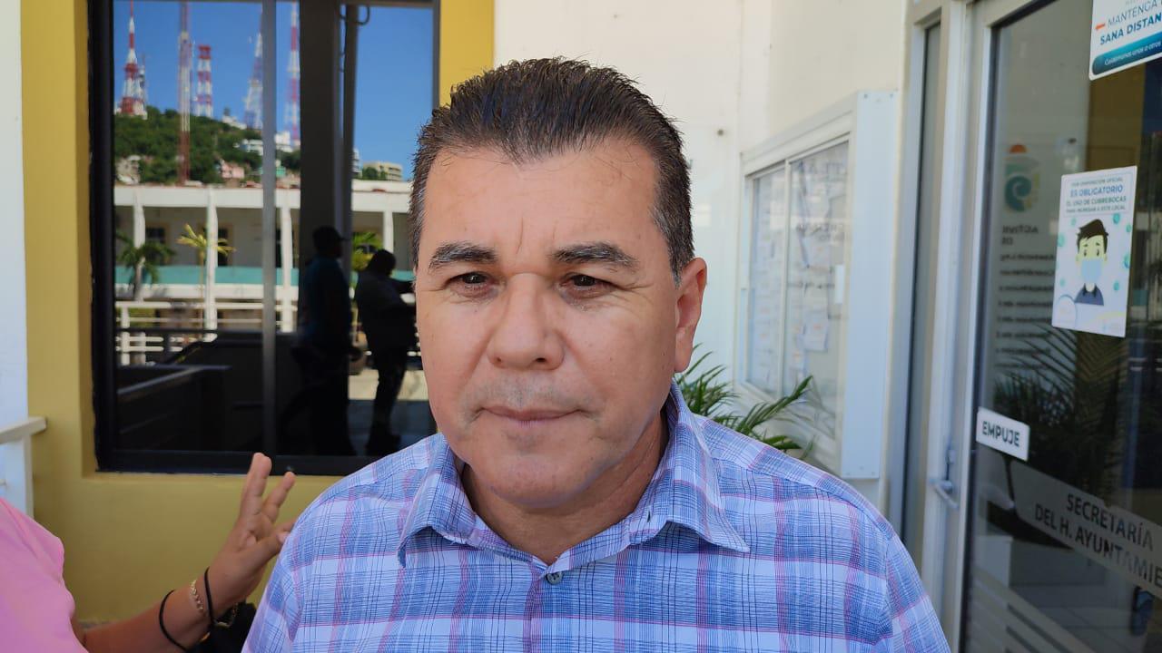 $!Cancela Gobierno de Mazatlán contrato de $400.8 millones por compra de luminarias