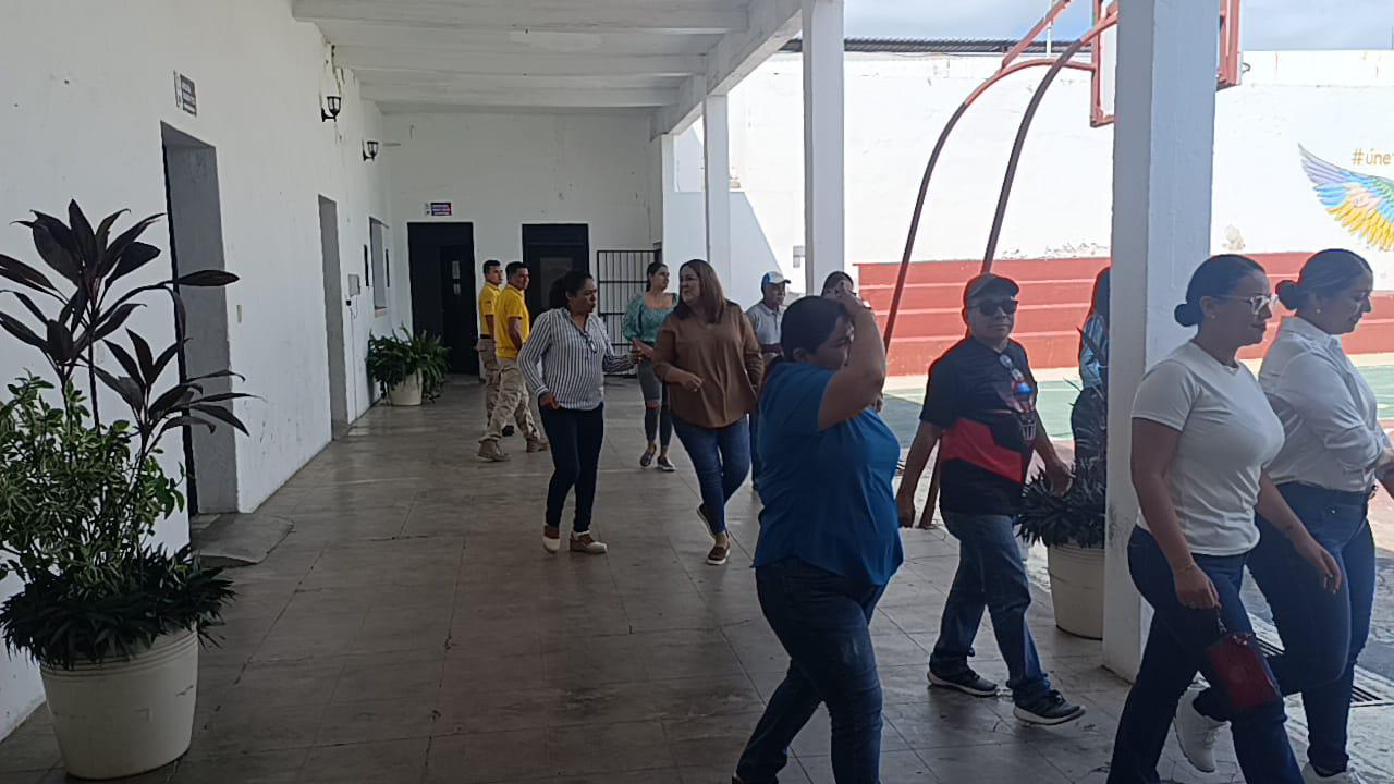 $!Conmemoran Día de Protección Civil con simulacros en Escuinapa