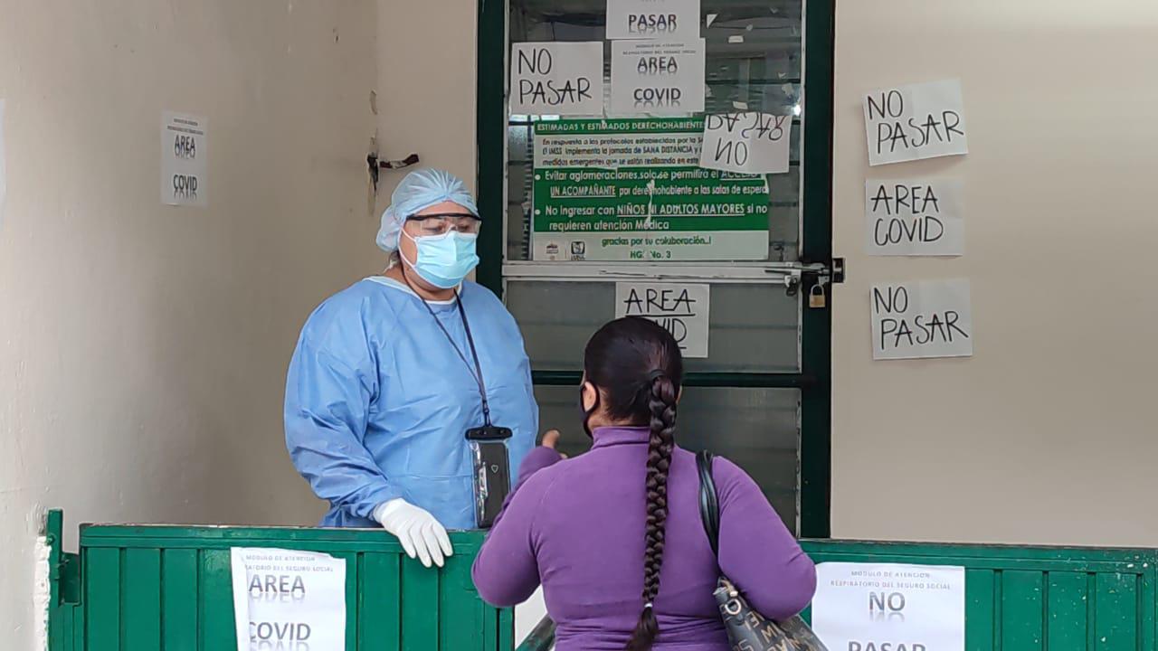 $!En Mazatlán, cada día más personas buscan hacerse la prueba de Covid en el IMSS