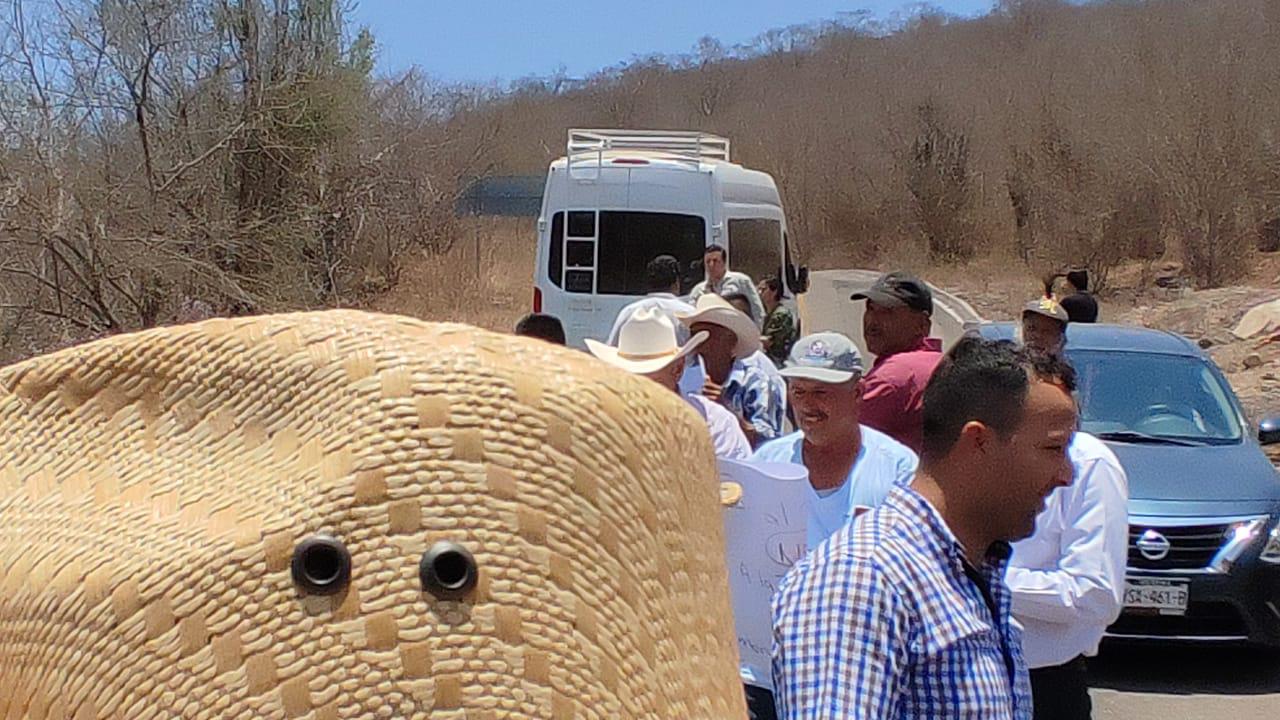 $!Comuneros de la Presa Picachos exigen a AMLO pago de sus tierras de uso común