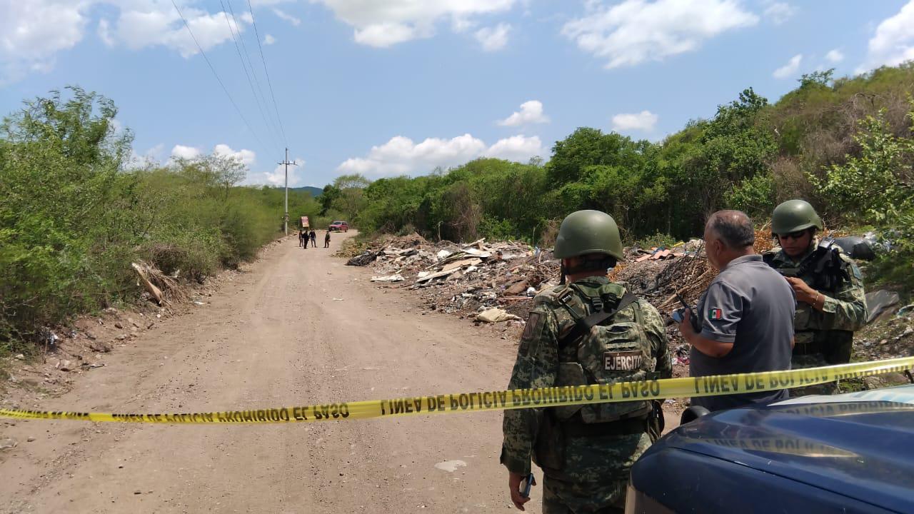 $!Con una bolsa en la cabeza localizan a un hombre sin vida en la colonia El Barrio, Culiacán